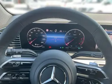 MERCEDES-BENZ GLE 450 d 4m AMG AHK HeadUp Pano Mbeam…