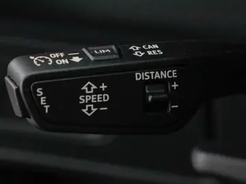 AUDI A6 Limousine 45 TFSI quattro S line AHK Stdhz