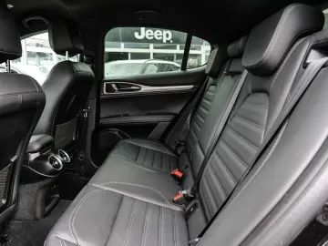 ALFA ROMEO Stelvio Veloce Q4 AHK-el. klappb. El. Fondsitzve