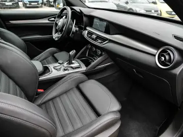 ALFA ROMEO Stelvio Veloce Q4 AHK-el. klappb. El. Fondsitzve