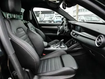 ALFA ROMEO Stelvio Veloce Q4 AHK-el. klappb. El. Fondsitzve