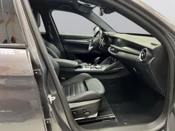 ALFA ROMEO Stelvio 2.0 Turbo 16V Veloce Q4
