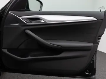 BMW 520e Kamera DAB Sport Klima-4Zonen Alarm ParkAss