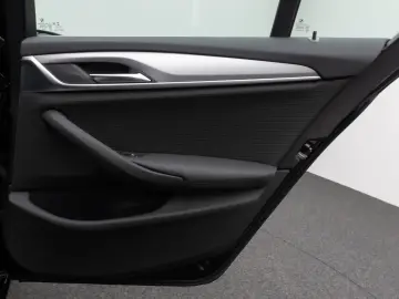 BMW 520e Kamera DAB Sport Klima-4Zonen Alarm ParkAss