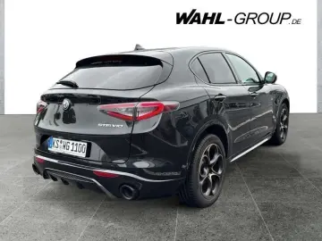ALFA ROMEO Stelvio Intensa Q4  PANO ACC KEYLESS  DAB LED