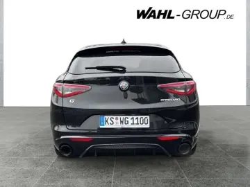ALFA ROMEO Stelvio Intensa Q4  PANO ACC KEYLESS  DAB LED