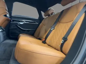 AUDI A8 50 TDI quattro virtual HuD AHK Pano