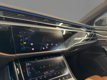 AUDI A8 50 TDI quattro virtual HuD AHK Pano