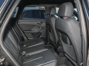 AUDI Q3 45 TFSI quattro INTERIEUR-S-LINE MATRIX NAVI