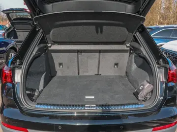AUDI Q3 45 TFSI quattro INTERIEUR-S-LINE MATRIX NAVI