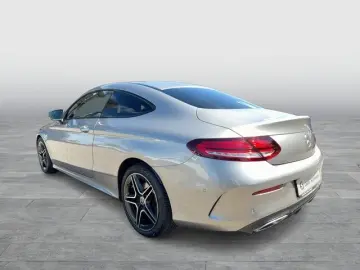 MERCEDES-BENZ C Coupe 220d AMG-Line Multibeam Distro…