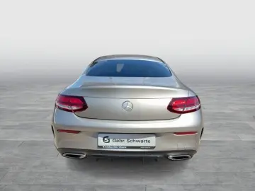 MERCEDES-BENZ C Coupe 220d AMG-Line Multibeam Distro…