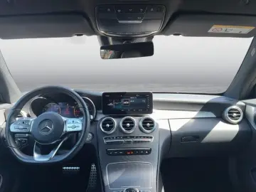MERCEDES-BENZ C Coupe 220d AMG-Line Multibeam Distro…