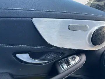 MERCEDES-BENZ C Coupe 220d AMG-Line Multibeam Distro…