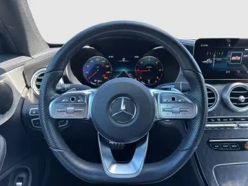 MERCEDES-BENZ C Coupe 220d AMG-Line Multibeam Distro…