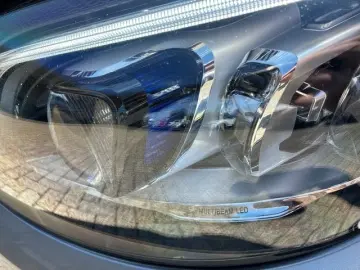 MERCEDES-BENZ C Coupe 220d AMG-Line Multibeam Distro…