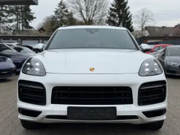 PORSCHE Cayenne GTS PANO BOSE LHZ MEMORY PORSCHEGARANTIE