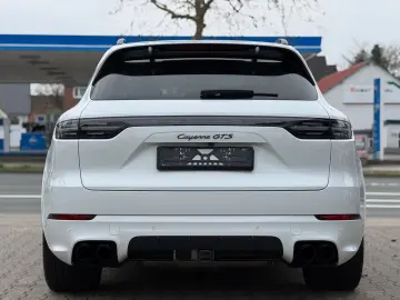 PORSCHE Cayenne GTS PANO BOSE LHZ MEMORY PORSCHEGARANTIE