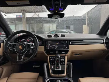 PORSCHE Cayenne GTS PANO BOSE LHZ MEMORY PORSCHEGARANTIE