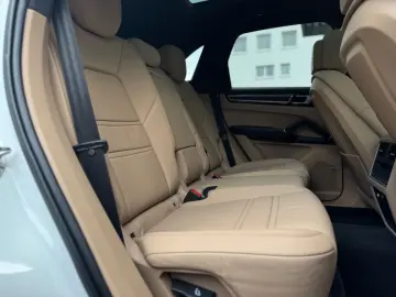 PORSCHE Cayenne GTS PANO BOSE LHZ MEMORY PORSCHEGARANTIE