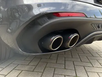 ALFA ROMEO Stelvio Quadrifoglio Evoluzione AKRAPOVIC 21