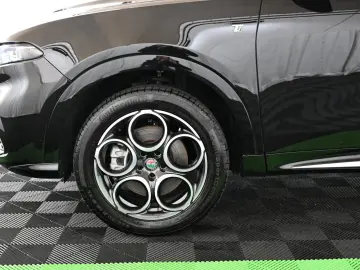 ALFA ROMEO Tonale 1.3 PHEV 280 Q4 Ti LED NAVI ACC KAMERA 18