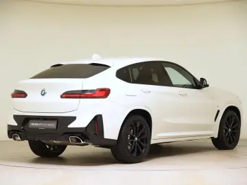 BMW X4 xDrive30d M Sport HUD HiFi LED DriveAss Alarm