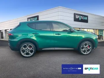 ALFA ROMEO Tonale Veloce Q4 Hybrid 280 Automatik  Navi SHZ