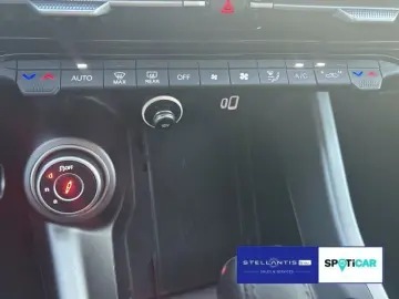 ALFA ROMEO Tonale Veloce Q4 Hybrid 280 Automatik  Navi SHZ