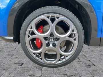 ALFA ROMEO Tonale VELOCE 1.3T MultiAir Plug-In Hybrid 206kW