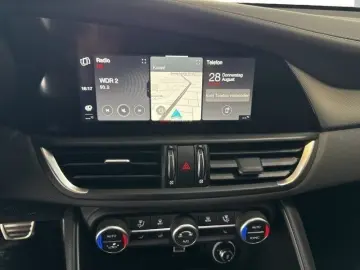 ALFA ROMEO Giulia Intensa Q4  PANO ACC PDC  DAB LED RFK