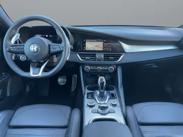 ALFA ROMEO Giulia 2.0 Turbo 16V Veloce Q4 Navi KomfortPack