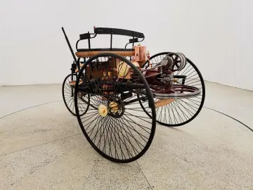 ANDERE 1886 Mercedes-Benz Patent-Motorwagen Replika