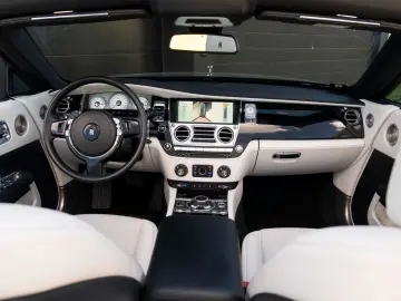 ROLLS ROYCE Dawn 6.6 V12