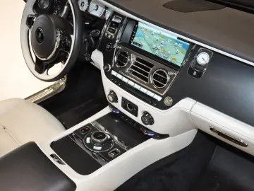 ROLLS ROYCE Dawn Black Badge original 43.917 km