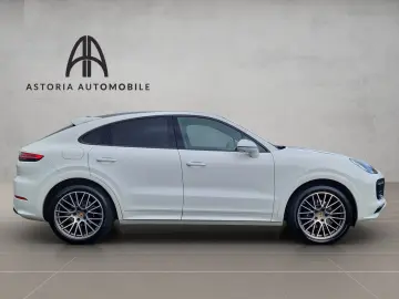 PORSCHE Cayenne Coupe Platinum SportDesign 18w ACC 360