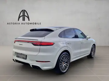 PORSCHE Cayenne Coupe Platinum SportDesign 18w ACC 360