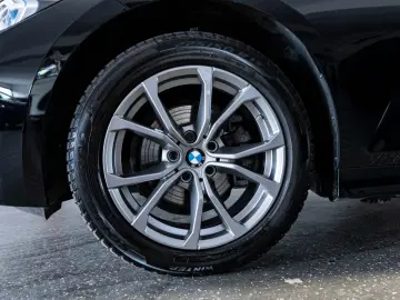 BMW 318 d SPORT  HARMANK-LED-ACC-MEMORY