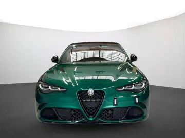 ALFA ROMEO Giulia 2.9 V6 Bi-Turbo Quadrifoglio