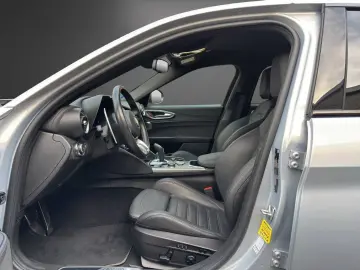 ALFA ROMEO Giulia MY24 Veloce 2.0 Turbo 16V 206kW AT