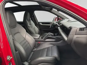 PORSCHE Cayenne S AHK V8 Bose Panorama SportChronoPaket
