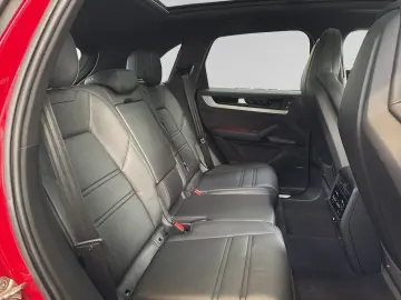 PORSCHE Cayenne S AHK V8 Bose Panorama SportChronoPaket