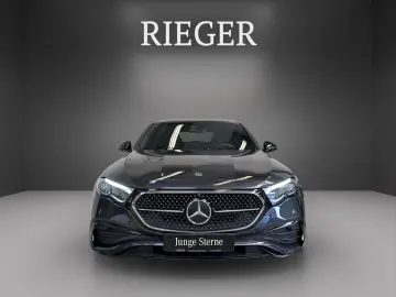MERCEDES-BENZ E 220 d AMG NIGHT Keyless Totwinkel SHZ LED 19