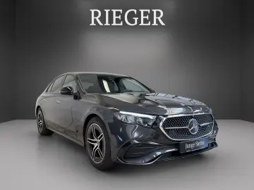 MERCEDES-BENZ E 220 d AMG NIGHT Keyless Totwinkel SHZ LED 19