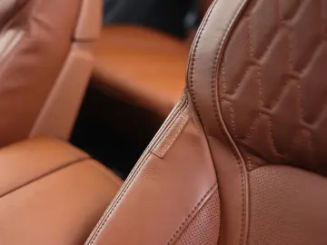 ALPINA XB7   Skylounge - AHK - Tartufo