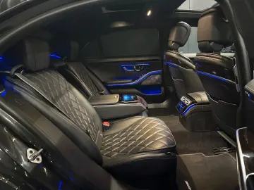 MERCEDES-BENZ S 580 e L AMG  PANORAMA TV Chauffeur Executive