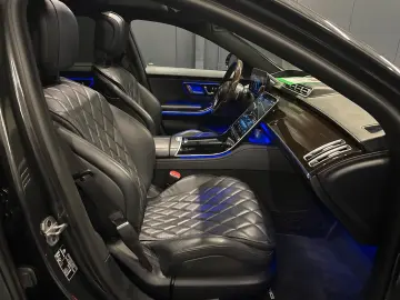 MERCEDES-BENZ S 580 e L AMG  PANORAMA TV Chauffeur Executive