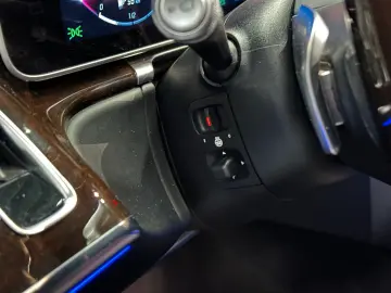 MERCEDES-BENZ S 580 e L AMG  PANORAMA TV Chauffeur Executive