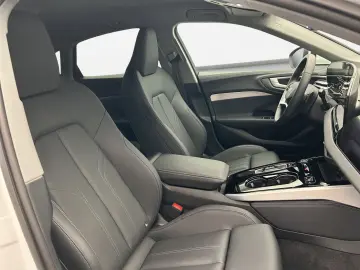 AUDI A5 Limousine TDI qu Navi Matrix AHK Virtual Kame