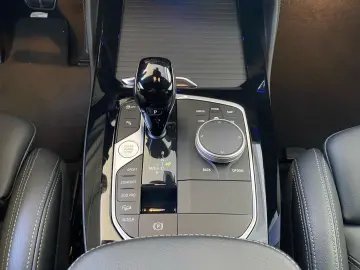 BMW X4 xDrive30i M Sport HUD Laser ACC 20´´ AHK